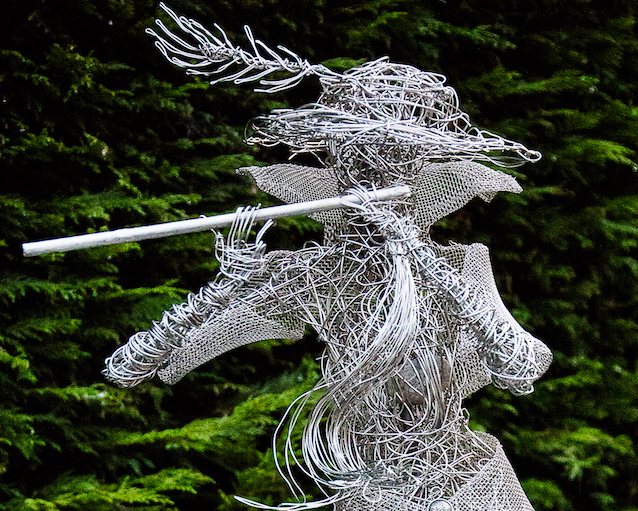 Wire Figures to buy or commission - An Artful Gardener